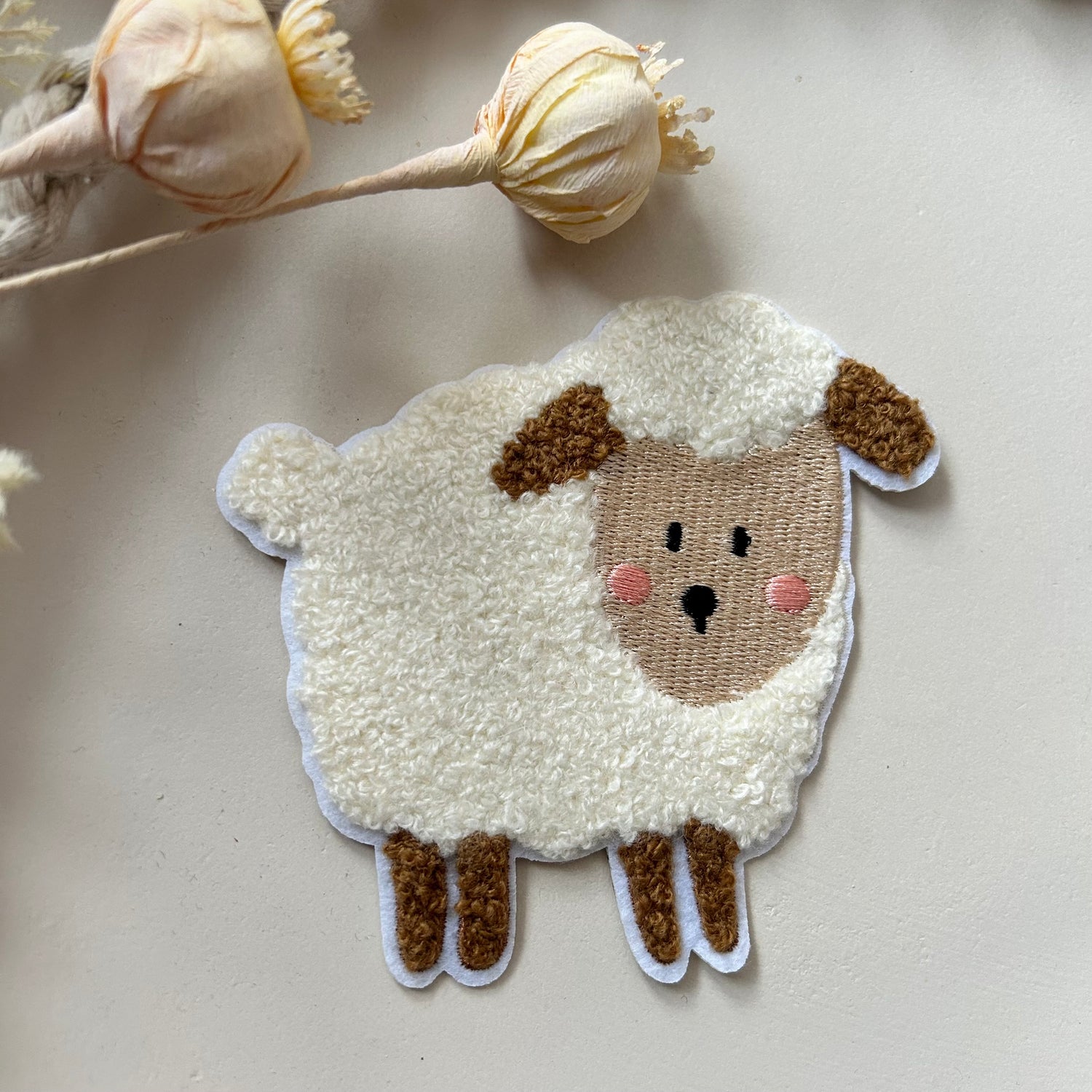 Chenillepatch Schaf Komme was Wolle KF Breite ca. 10cm (zum Aufbügeln) 3100-0049