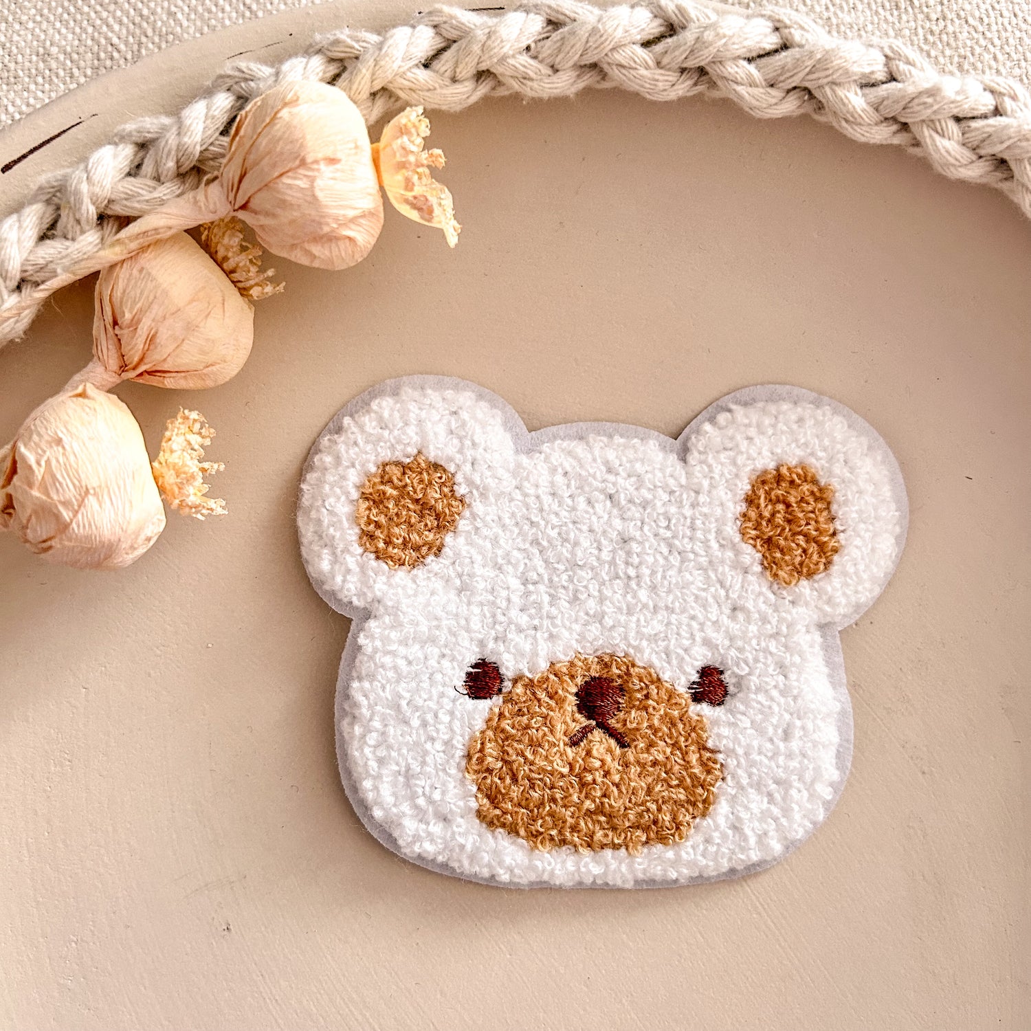 Chenillepatch Eisbär brauner Mund Breite 10.5cm ohne Bügeln 3100-0028 28-3