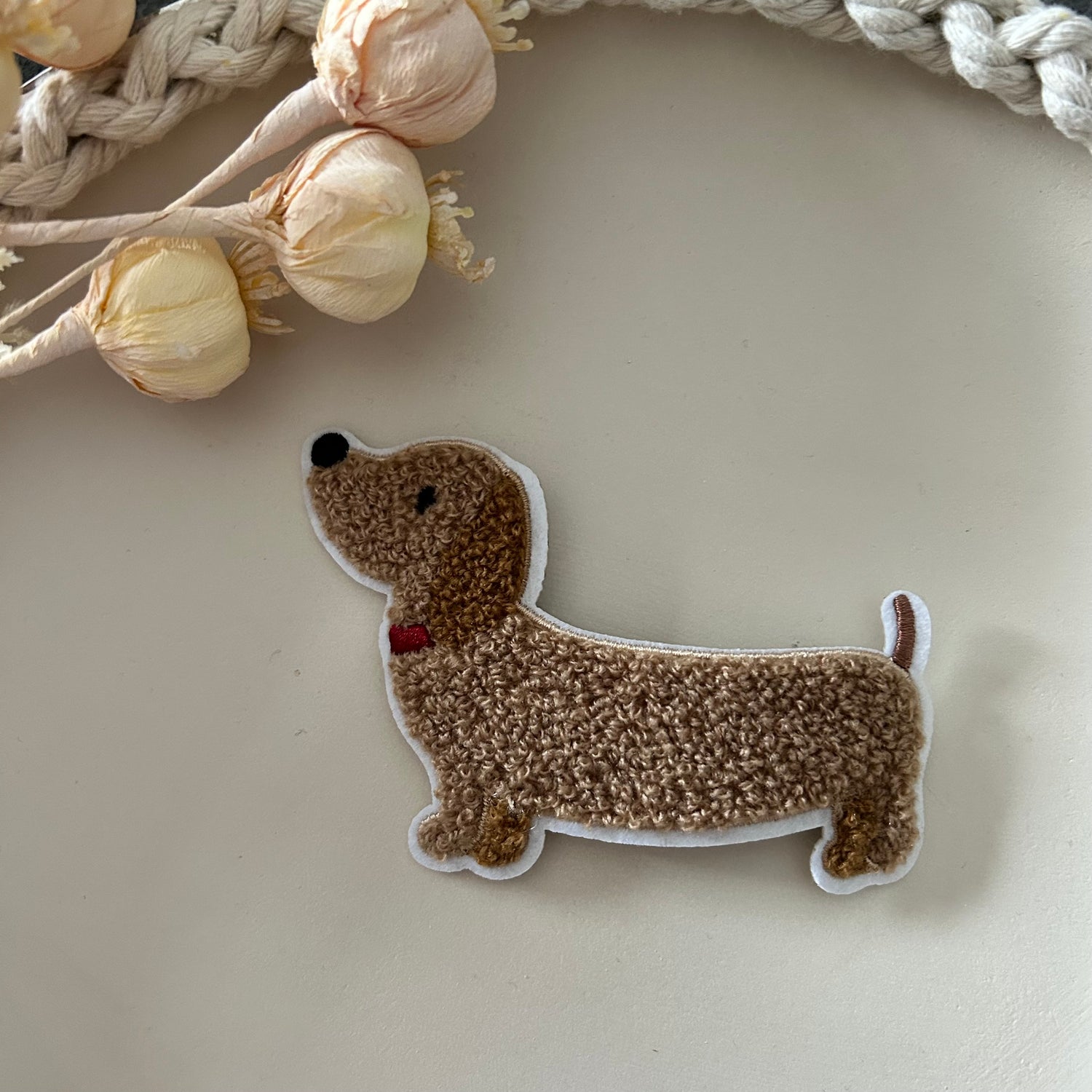 Chenillepatch Herr Dackel KF Breite ca. 10cm (zum Aufbügeln) 3100-0053