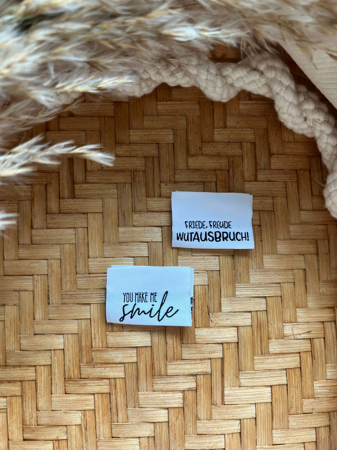 Set (5 Stück) Weblabel doppelseitig You make smile - Friede Freude Wutausbruch Breite 3.5cm 1500-0022 26-4.2