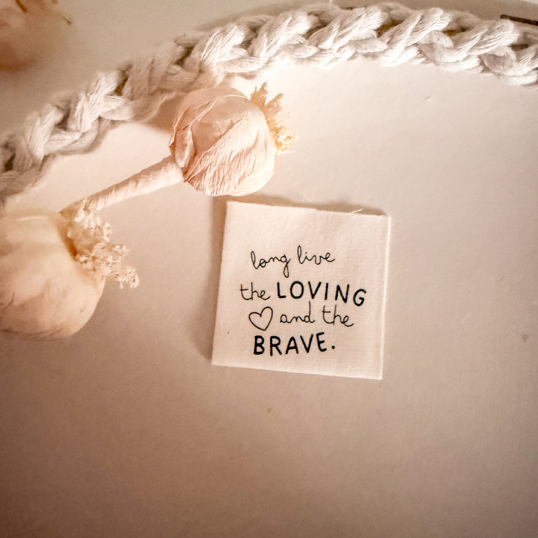 1 Set (5 Stück) Baumwolllabel long live the loving and the brave 1600-0040 14-8.3