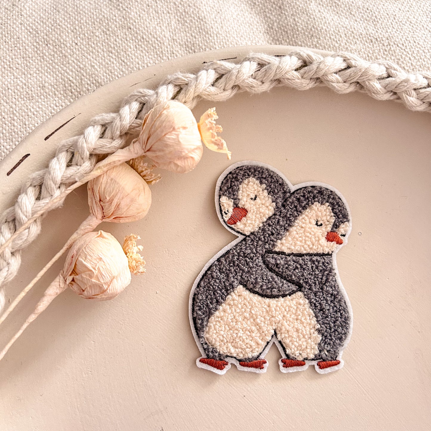 Chenillepatch Watschelige Pinguine Mr. and Mrs. Panda 9cm hoch (zum Aufbügeln) 3100-0023 28-1