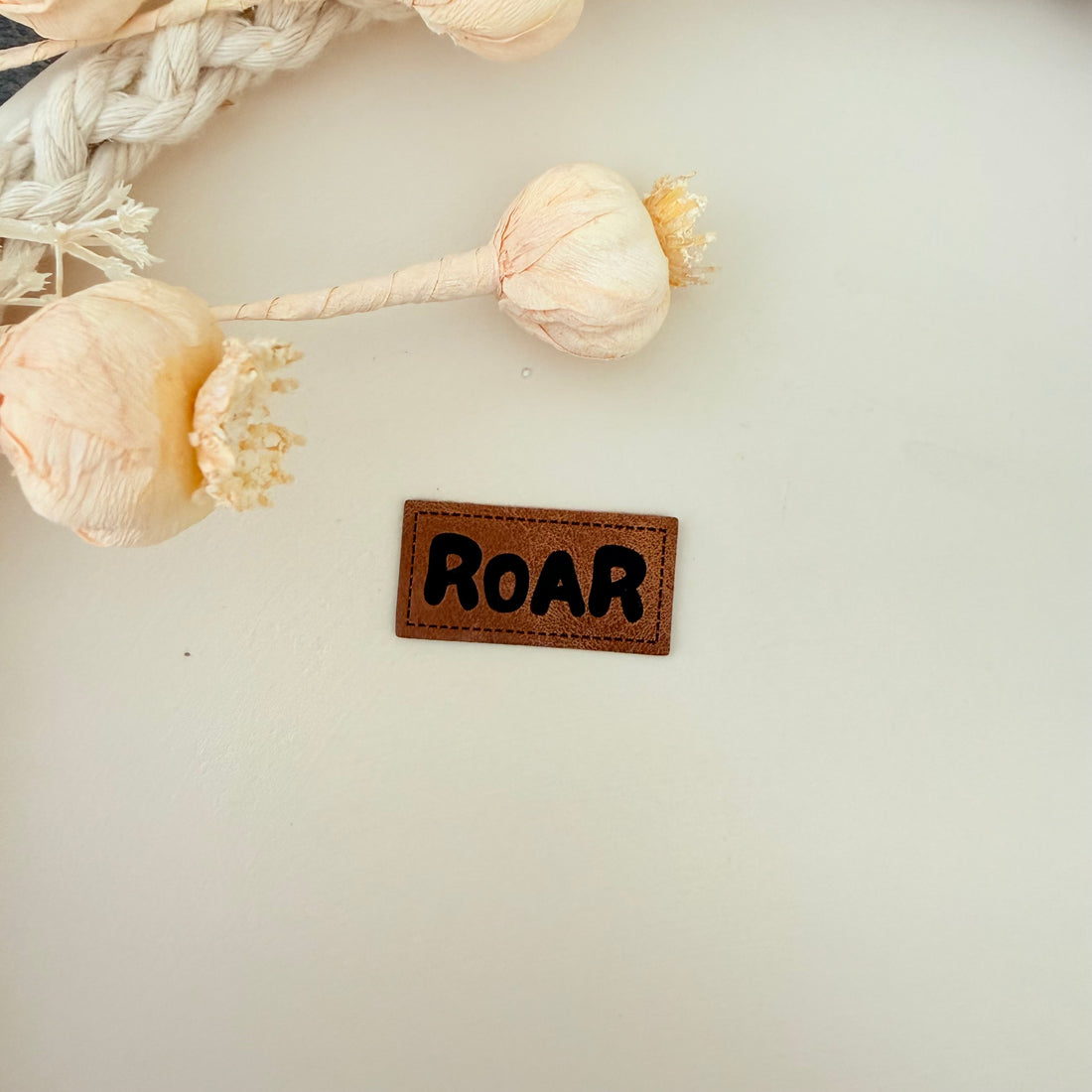 1 Kunstlederlabel ROAR 2010-0059 8-2.1