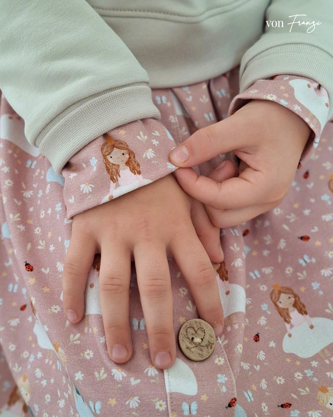 0.5m Vorbestellung Prinzessin in Ausbildung Rose Hejhanni 26-0022