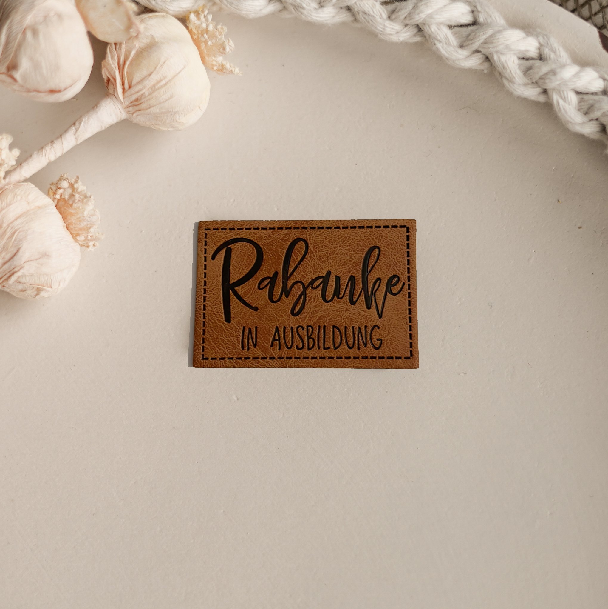 1 Kunstlederlabel Rabauke in Ausbildung dicker 2010-0060-1 7-2.2